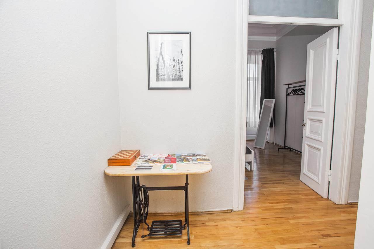 Charming 2Br Apartment In Old Tbilisi - By Wehost Eksteriør billede