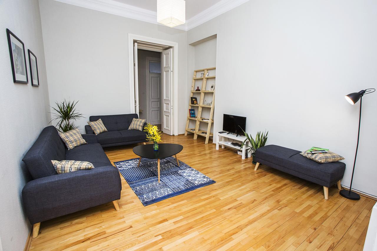 Charming 2Br Apartment In Old Tbilisi - By Wehost Eksteriør billede