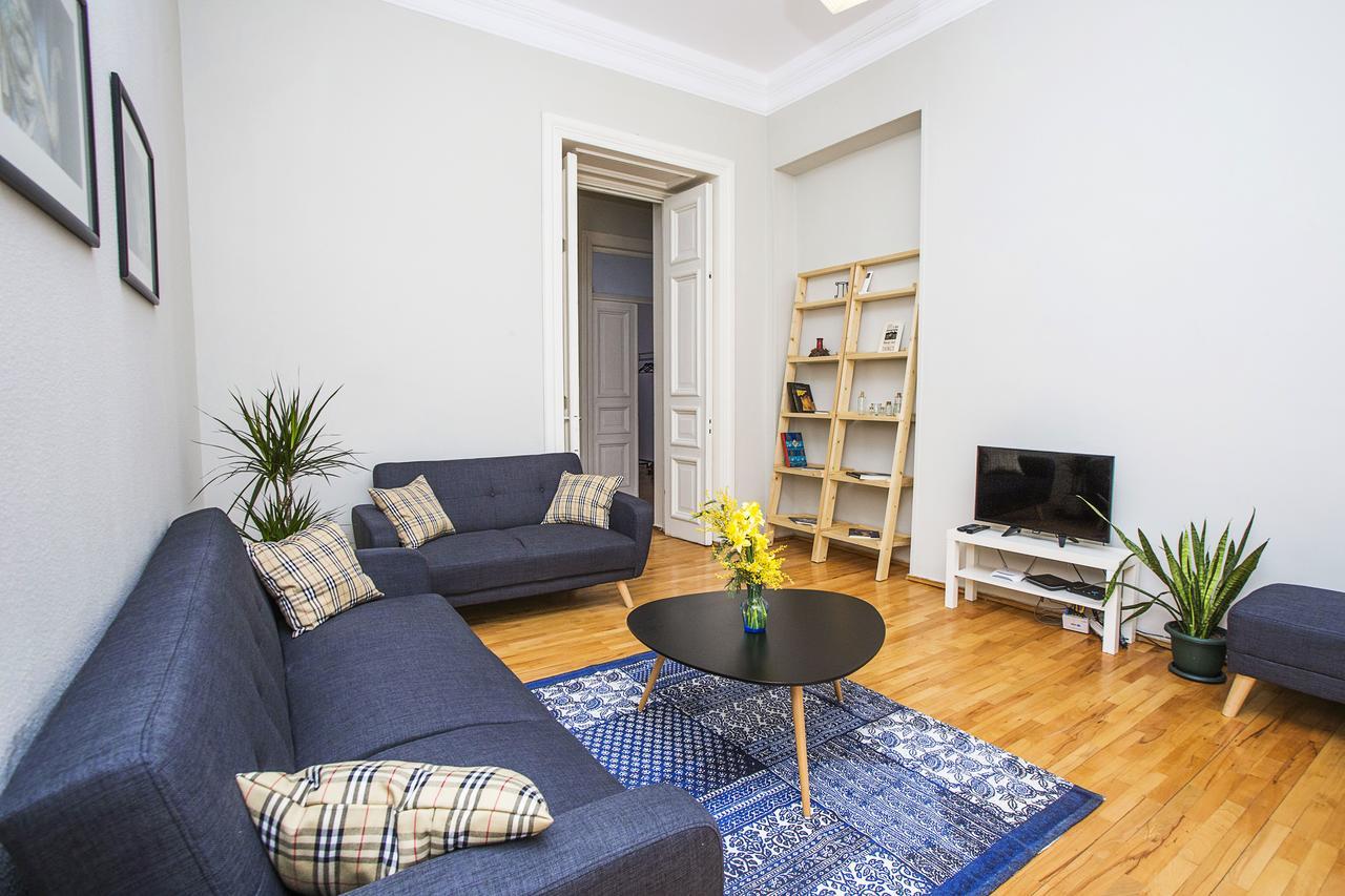 Charming 2Br Apartment In Old Tbilisi - By Wehost Eksteriør billede