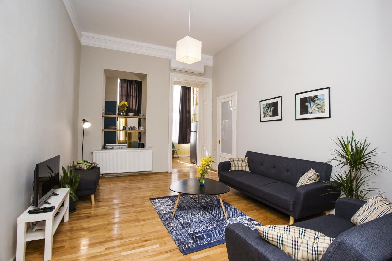 Charming 2Br Apartment In Old Tbilisi - By Wehost Eksteriør billede